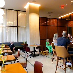 Fairlane Hotel Nashville, By Oliver
